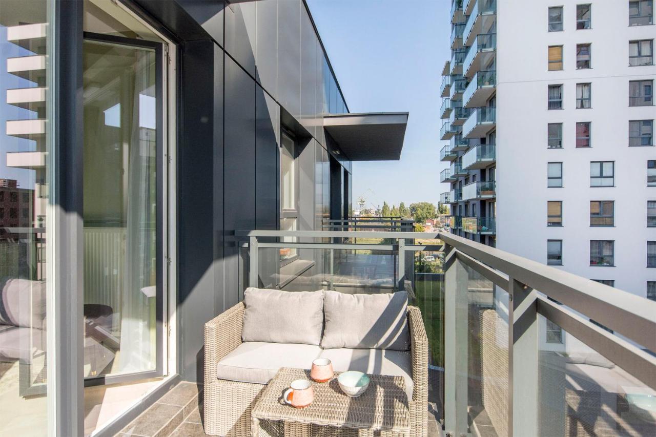 City Center - Walowa I Popieluszki By Apartmore Gdansk Exterior foto